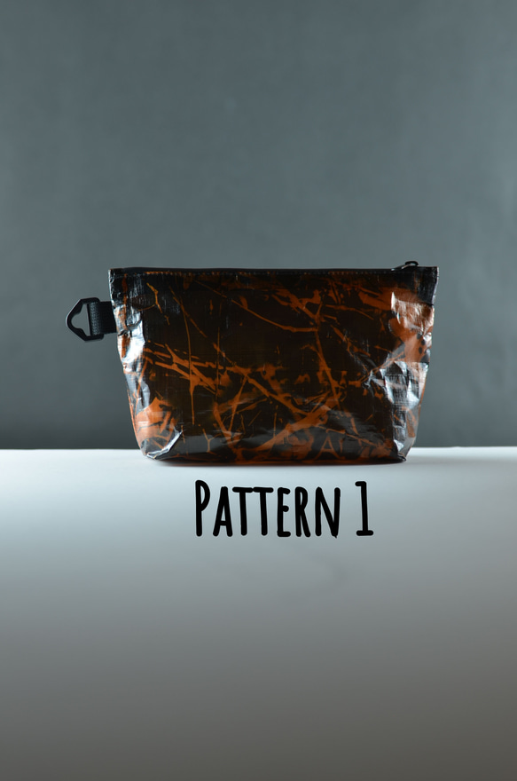 pattern1【オーダー可能】軽量＆防水生地　ポーチ　ダイニーマ　DCF pouch 1枚目の画像