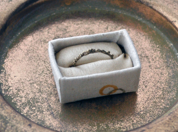 真鍮の指環：《火精18/Salamandre18》 2枚目の画像