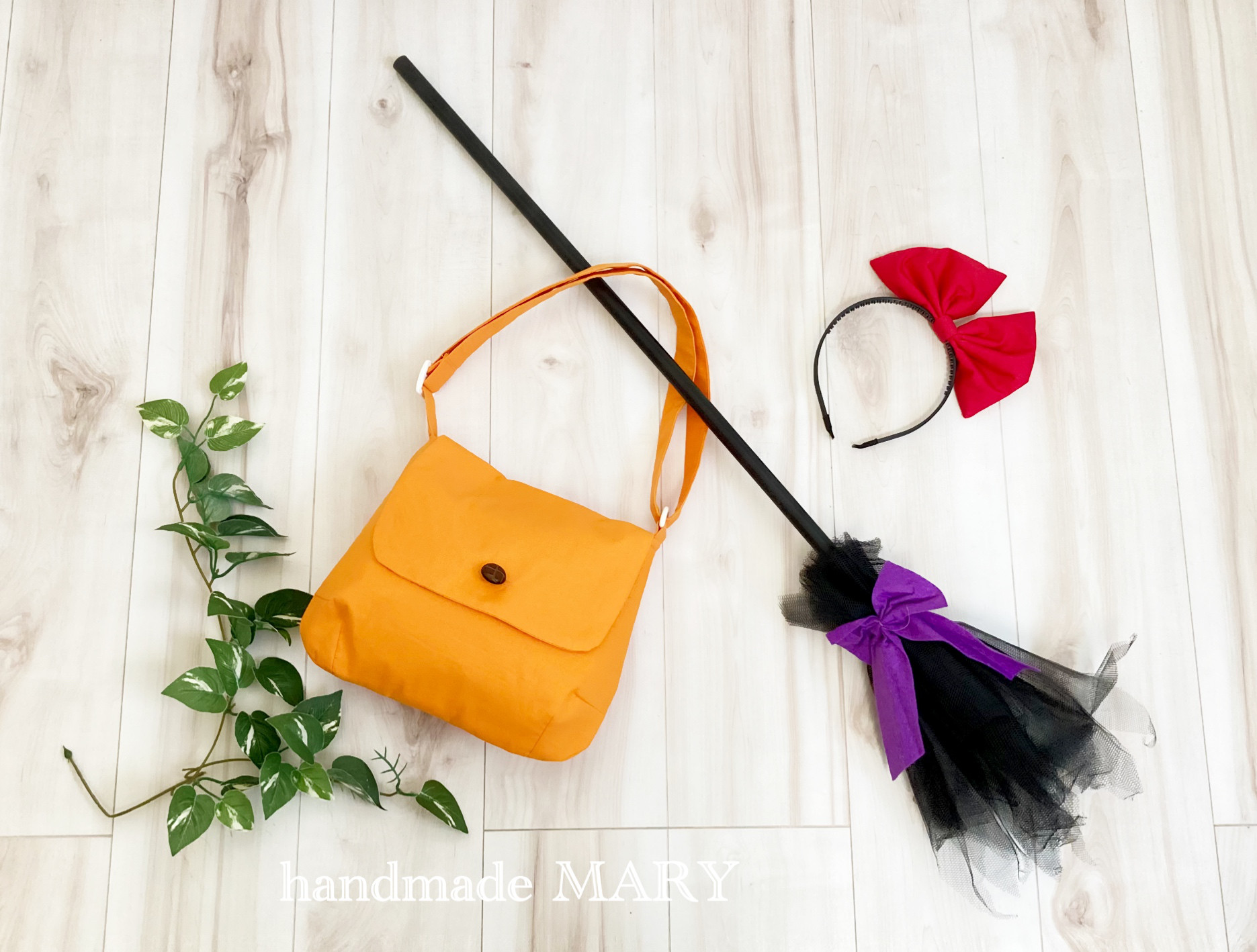 ハンドメイド　がま口ショルダー　ジョリーフルール　マイリトルテイラーハロウィン柄