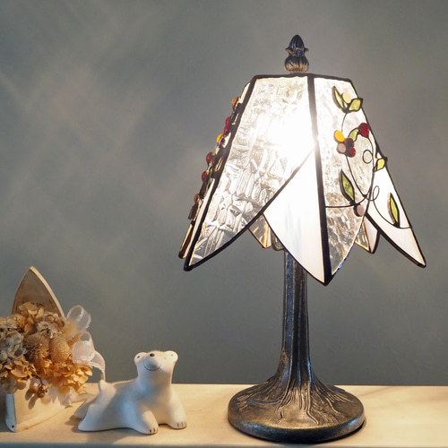 送料無料☆ステンドグラスのクリスマスランプ スタンドライト