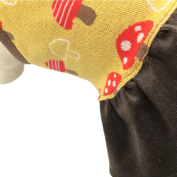 犬服 ペット服 冬 タンクトップ スカート きのこ イタグレ コーギー フレブル ダックス ハンドメイド 冬服 中型犬 7枚目の画像