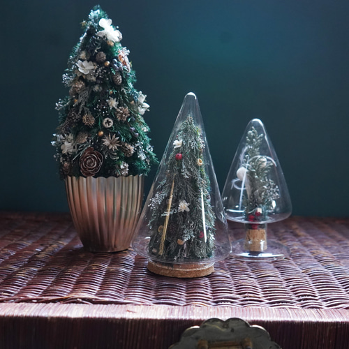 自然素材クリスマスツリー クリスマスツリー 】雪降る森のガラスツリー 自然素材・卓上サイズ