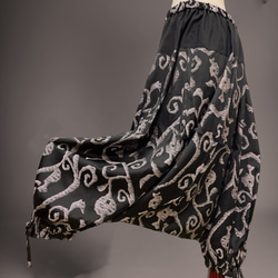 上質 サルエルパンツ 着物リメイク フリーサイズ ウエスト調整 W５０～１００cm 和装 着物 男女兼用 和楽器演奏 和 9枚目の画像