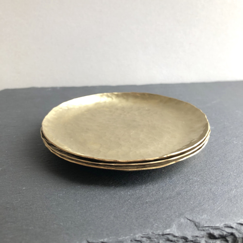 大皿 置物 真鍮製品 置物 彫り物 お香受け皿 さざれ皿 真鍮製 花曼荼羅 約10cm 品番