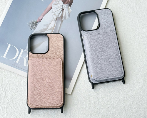 小馬チャーム付き iPhone16 / iPhone16e / カード収納あり☆栃木レザー】iPhone17e 15/16/17対応 iPhoneケース カード収納 iPhoneアクセサリー