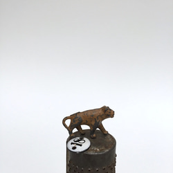 鉄のおもちゃフィギュア　タイガーのオブジェ　tiger figure　イギリス　おもちゃ 3枚目の画像