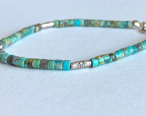 天然ターコイズとカレンシルバーのブレスレット