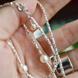 高品質 Hanadama AKOYA Akoya 珍珠和卡倫銀項鍊，帶調節器 第10張的照片