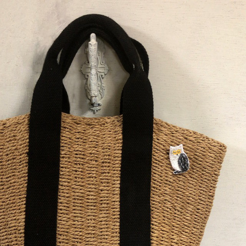 ミニチュアダックスフンドの刺繍ブローチ ブローチ モカ雑貨店