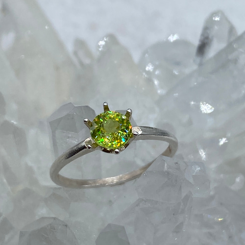 ☆SO☆スフェーンリングG～グリーン系（0.63ct） 指輪・リング