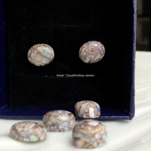 コッパーオパール 10x8mm / 14x10mm 遊色オパールとアンティーク 