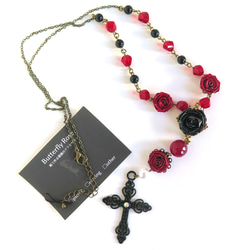 薔薇と十字架のゴシック調ロングネックレス(ロザリオ) 1枚目の画像