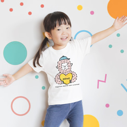 名入れ　名前入り　子供服　キッズ Tシャツ（優しいゴリラくん） 1枚目の画像