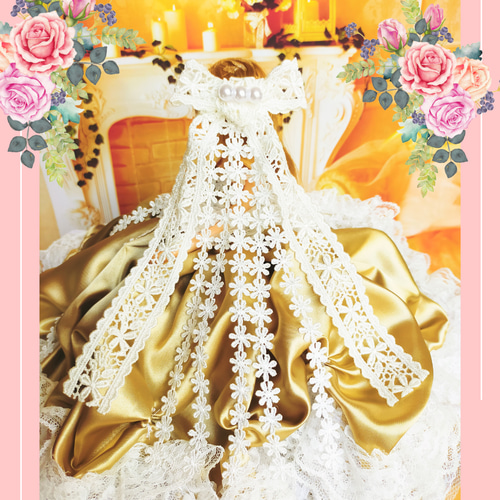 ゆ*ん様 ジェニーフレンド27cmドール服　ホワイトゴールドのドレス ジェニーちゃん相当size【 ブラック&シルバーのニットドレスとお