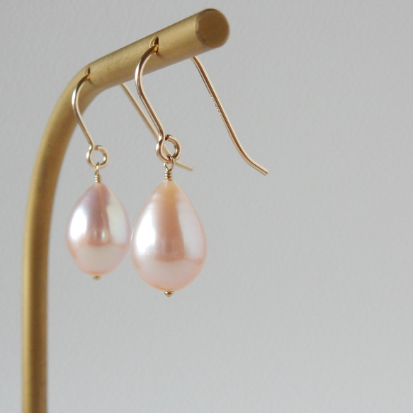 ドロップ〗淡水パールピアス/イヤリング 14kgf【1357】 ピアス（フック