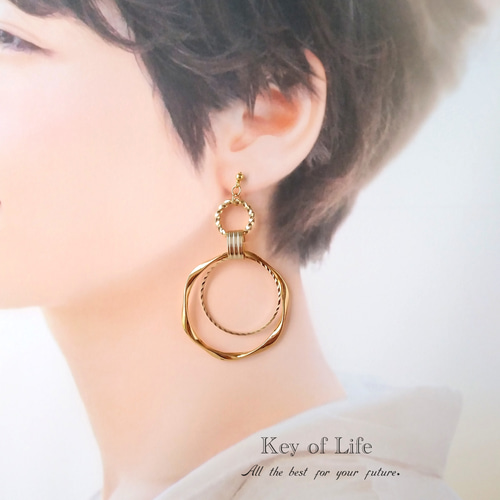 538◆ゴールド　菱形　シンプル　大ぶり　ハンドメイド　ピアス　イヤリング 538◇ゴールド 菱形 シンプル 大ぶり ハンドメイド ピアス イヤリング