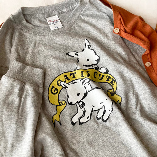 Goat ロンT（グレー）｜子やぎ長袖Tシャツ〔動物シリーズ〕 Tシャツ
