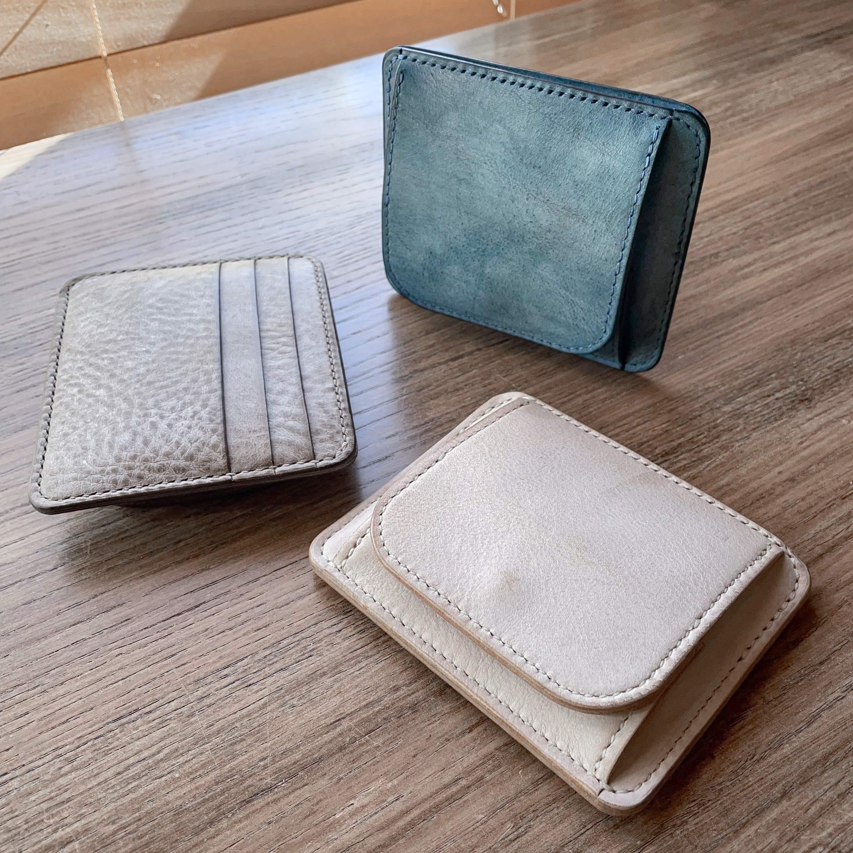 《 小銭 ＆ カード 》ミニマルレザーウォレット（アラスカ）シンプル財布