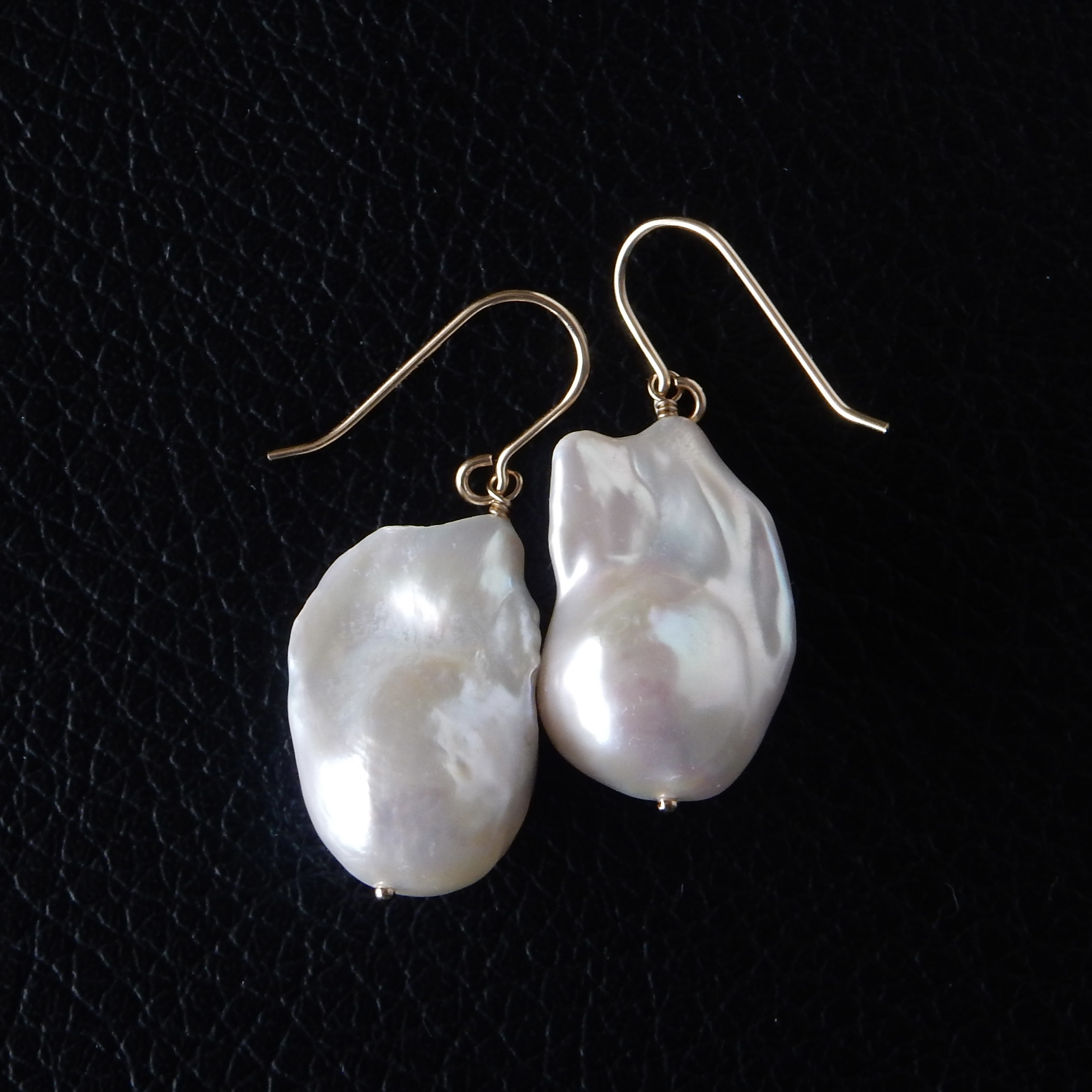 天然石ピアス＊ブルーサファイア・淡水パール14kgfピアス/16kgpイヤリング 楽天市場】k18 ピアス ブルー サファイア イヤリング