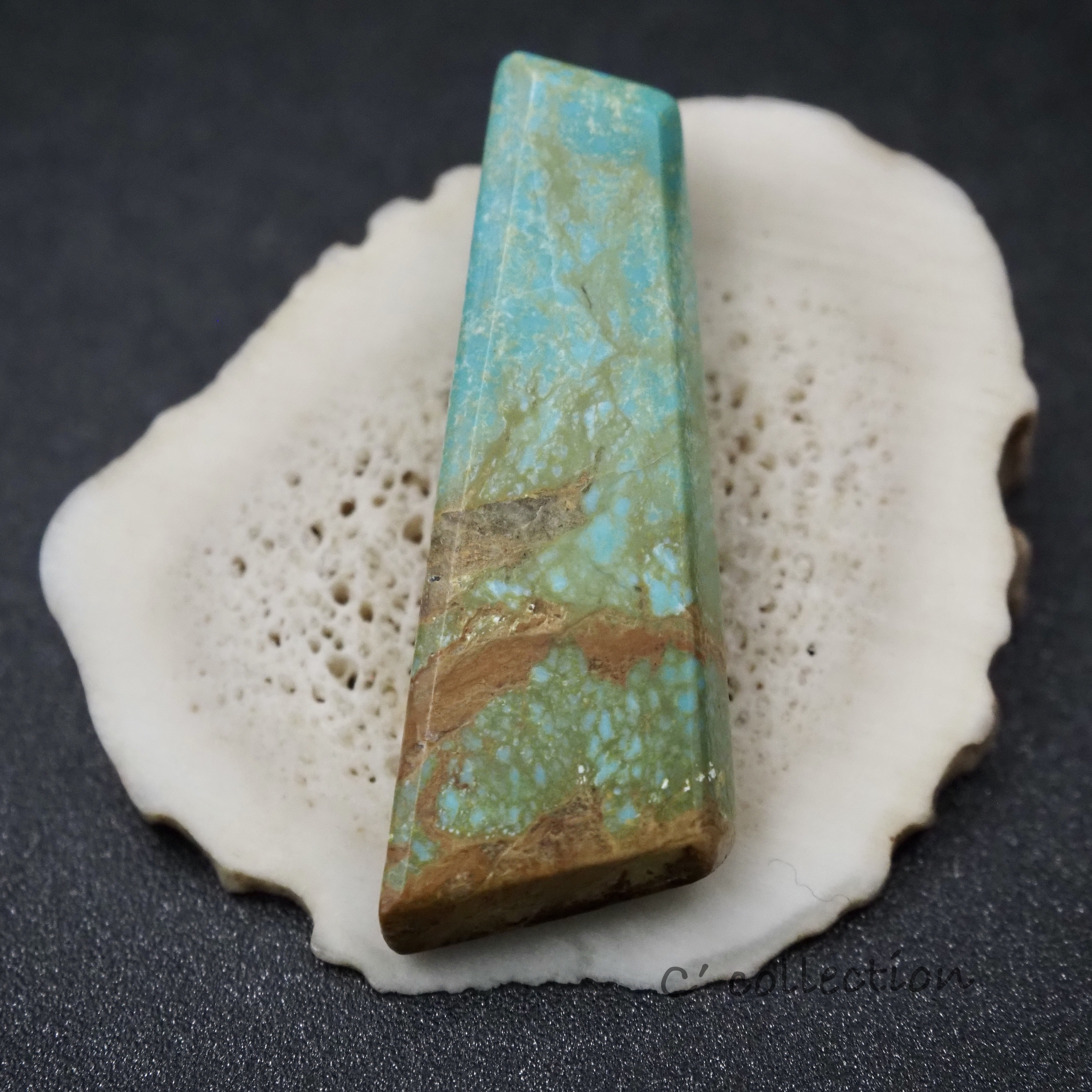 11,9ct Hachita Turquoise ハチタターコイズ H-58 天然石 ナチュラル リバーシブル