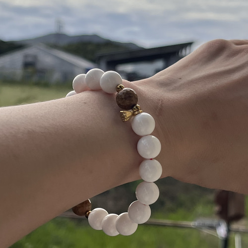 七宝シャコ貝♡珪化木♡蓮チャーム♡men'sサイズ 数珠ブレス