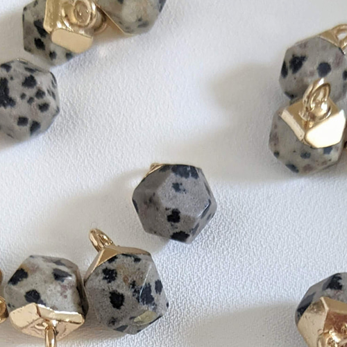 オーシャンジャスパー ホワイトダルメシアン オーシャンジャスパー ホワイトダルメシアン ダルメシアンジャスパーの