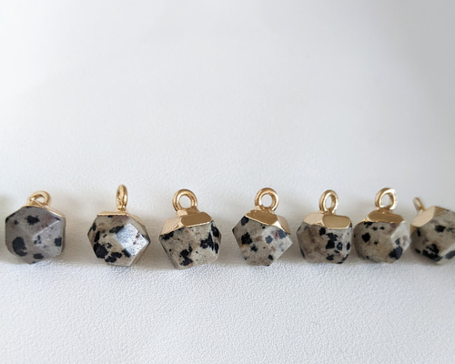 5d210cac4dd58aa3f569c3d901788a