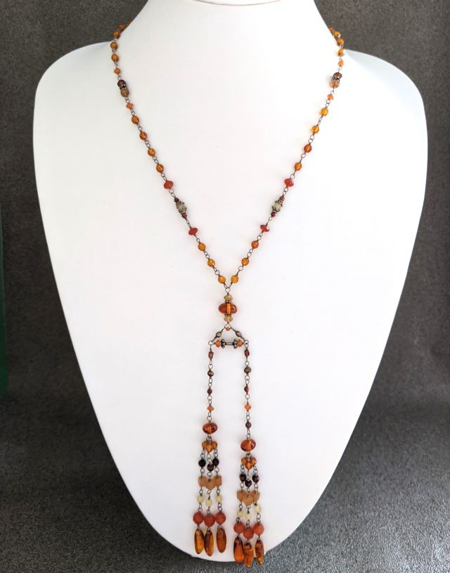 琥珀 ロングネックレス 段違いデザイン / SV Amber Long Necklace Antique Style
