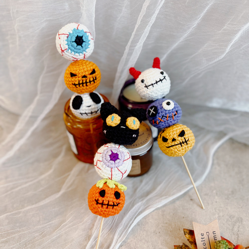 ハロウィン5センチパッチンピン☆黒ネコ 楽天市場】【カメラストラップのワンポイントに!!】黒猫 × 薔薇