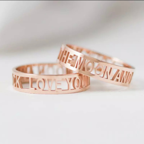 名前やイニシャルでつくるオーダーリング♡名入れ♡カスタム♡世界に一