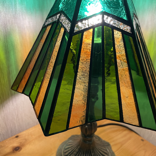 ヴィンテージ　２灯　グリーン　ストライプ　スタッズ　デザイン　ステンドグラス ヴィンテージ 2灯 グリーン ストライプ スタッズ デザイン ステンドグラス