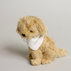 【いぬのぬいぐるみ】白いスカーフの子犬 3枚目の画像