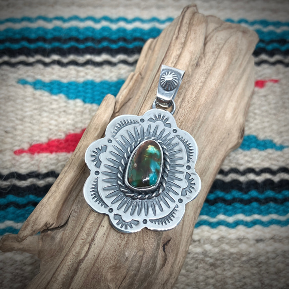 サンシャインリーブスロイストン・ターコイズペンダントヘッド