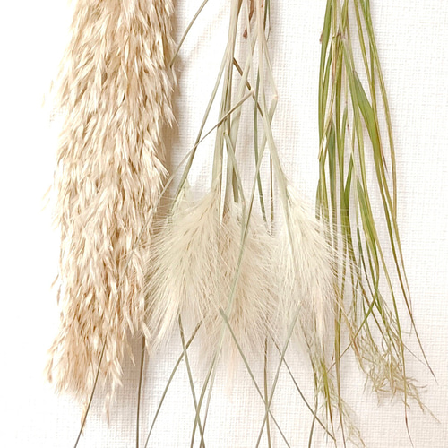パンパスグラスと白いお花のナチュラル流木ガーラント パンパスグラスと白いお花のナチュラル流木ガーラント