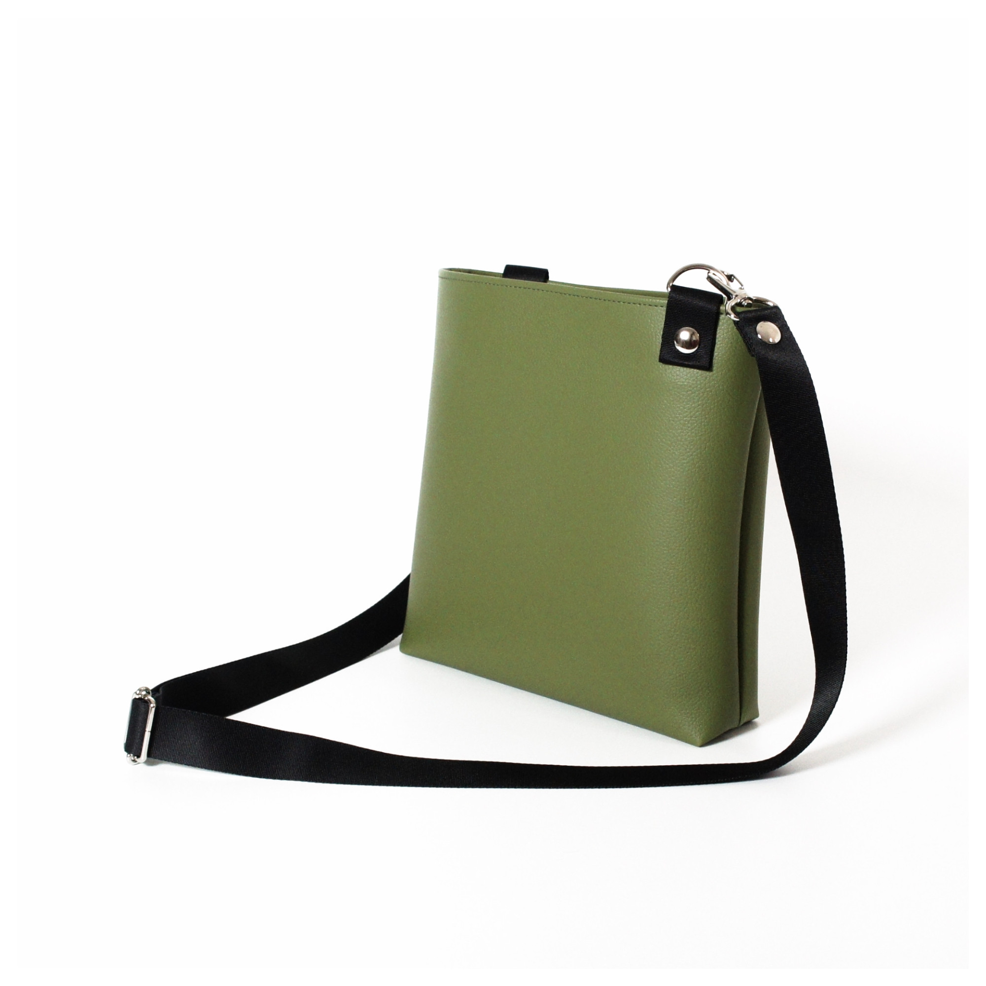 PVCレザーのスクエアサコッシュ（カーキ）《受注制作》［　ショルダー　ミニショルダー　ポシェット　］