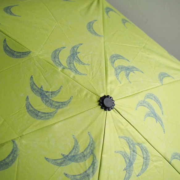 UV cut 折疊傘 月黃 99.9% 防紫外線 163462 晴雨兩用 竹柄遮陽傘 雨傘 第14張的照片