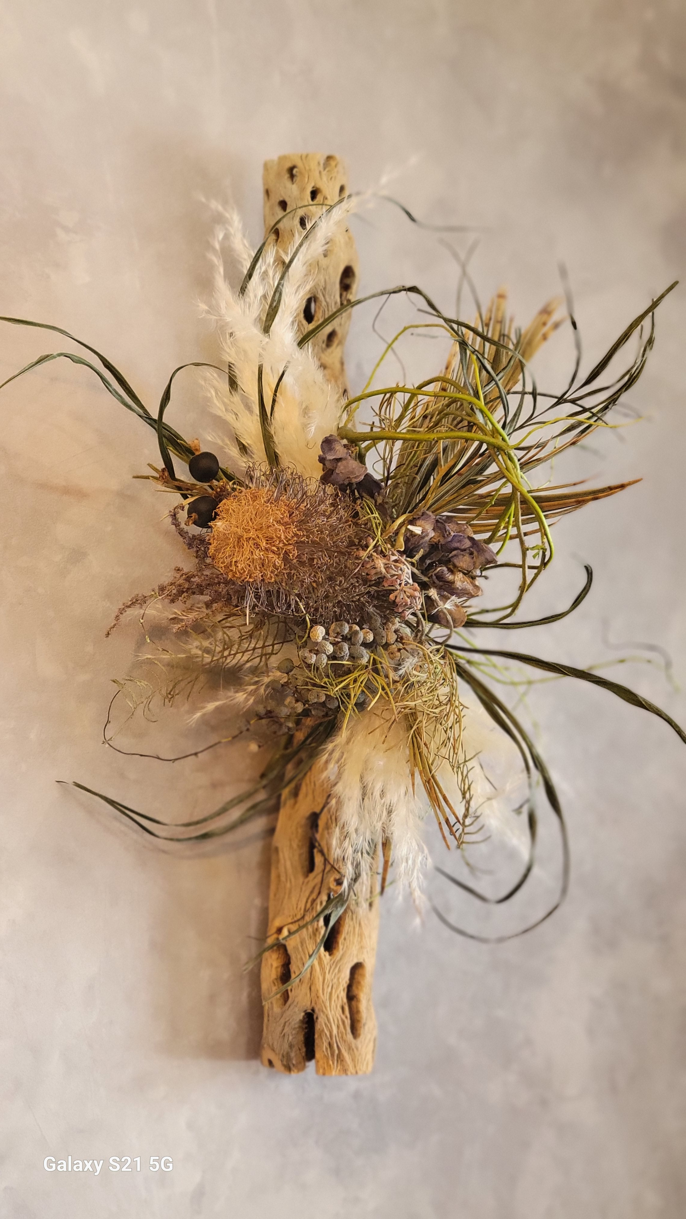 CACTUS SKELTON ARRANGEMENT サボテンの骨 ドライフラワー
