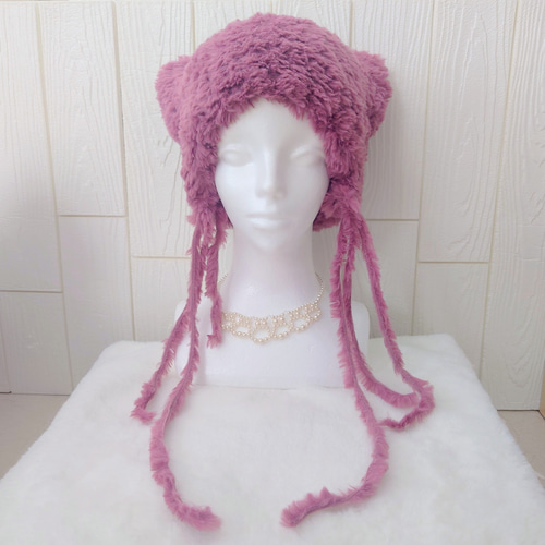 キャットヤーンで編んだふわふわ猫耳ニット帽〈紫猫〉 ニット帽