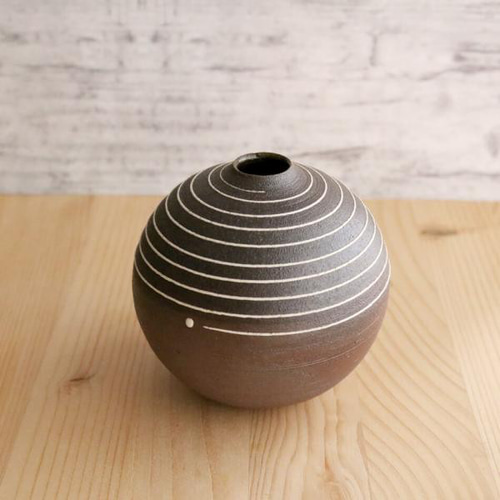 小石原焼　花入れ　つる手花入　箱無し 小石原焼 花入れ つる手花入 箱無し - メルカリ