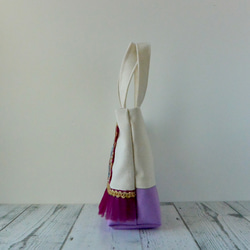 推しカラーpurple！モダンな花モチーフのインド刺繍リボントートバッグ 3枚目の画像