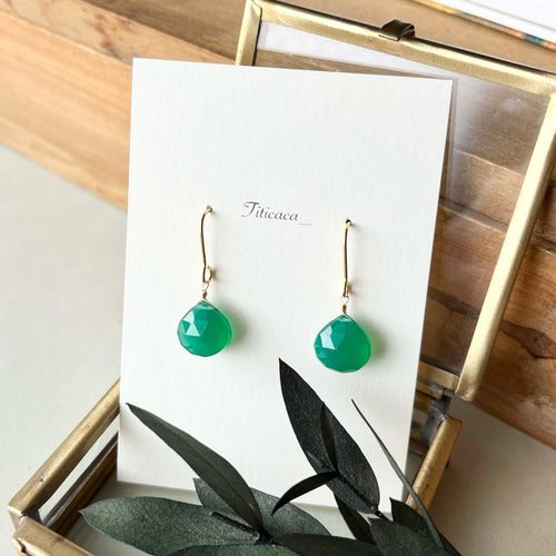 グリーンオニキス✳︎マロンカットの【チャーム】【ピアス