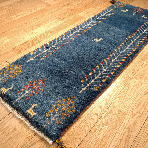 秋の目玉品】ペルシャ ギャッベ ミニランナー 117×44 藍色 青 生命の木