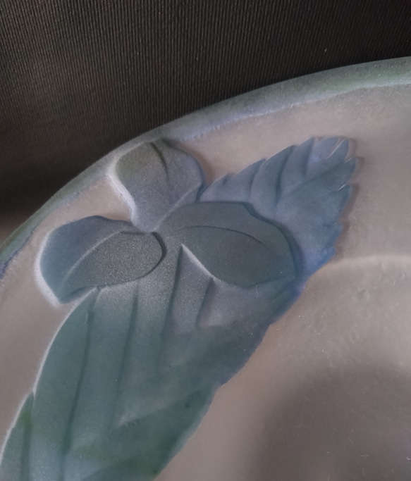 厚底中鉢～ハナアナナス 