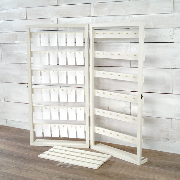 店舗用 折り畳み式大型アクセサリーパネル什器