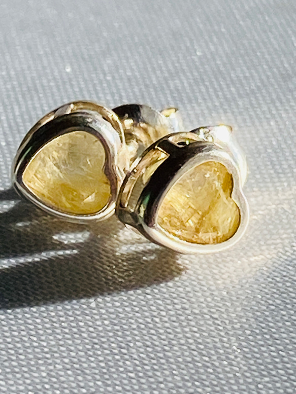 金糸雀色（かなりあいろ）#ルチルクォーツ ハートピアス ピアス