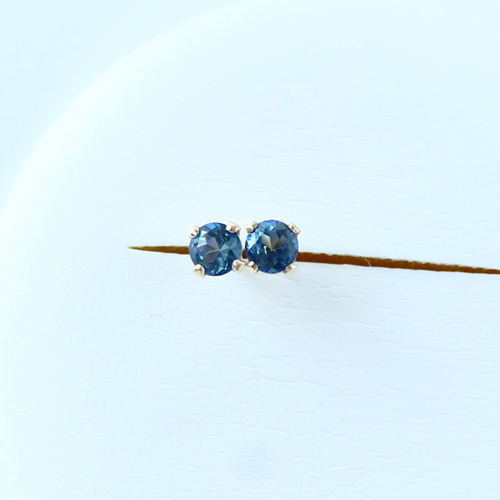 ブルーミスティックトパーズ ピアス 楽天市場】【3日以内出荷】カシオペアブルートパーズ 14K