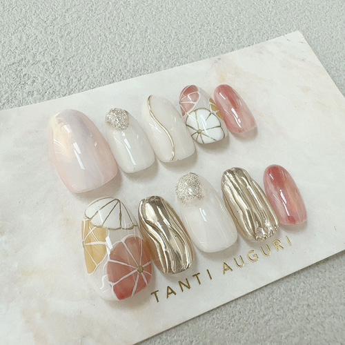 成人式 和風 菊柄 ネイルチップ 振り袖 袴 和柄 ピンク色 乳白色 金