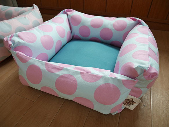 猫ソファー　ピンク 猫ソファー ピンク 猫のぬいぐるみクッション ピンクポルカ