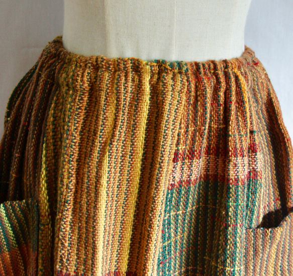 さをり織り　★手織りのスカート★　さおり織り　秋冬　茶色　ブラウン　ユニーク　一点物　個性的 5枚目の画像