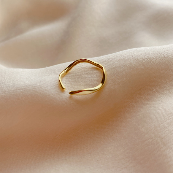 金色波浪 - 純銀電鍍14K金戒指-戒圍可調 第3張的照片